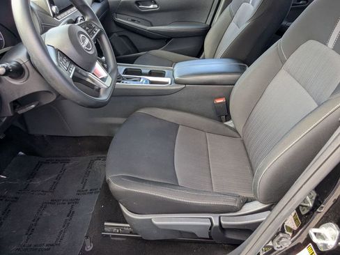 Used 2025 Nissan Sentra SV FWD image 24