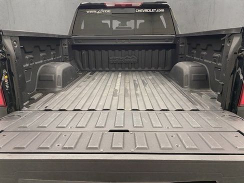 Used 2024 Chevrolet Silverado 1500 High Country w/ LPO, Dark Essentials Package image 24