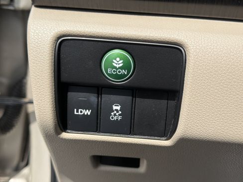 Used 2015 Honda Accord EX-L image 18