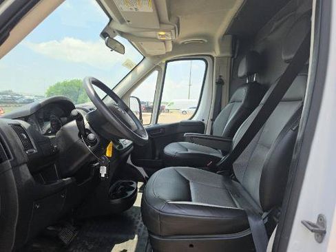 Used 2016 RAM ProMaster 2500 w/ Mopar Trailer Tow Group FWD image 9