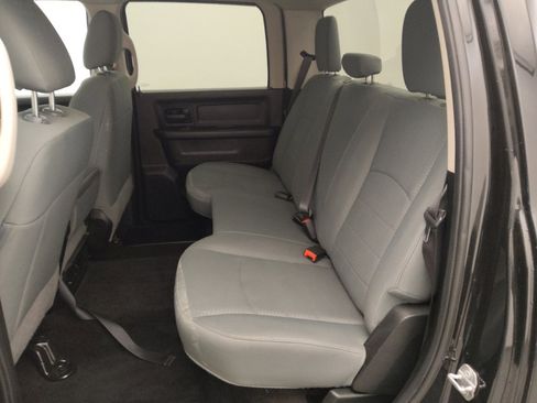 Used 2017 RAM 1500 Express image 18