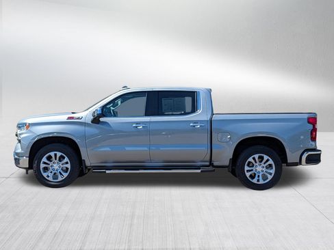 Used 2025 Chevrolet Silverado 1500 LTZ w/ LTZ Premium Package AWD/4WD image 4