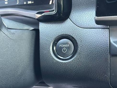 Used 2025 Toyota Camry LE image 15