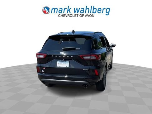 Used 2023 Ford Escape ST-Line w/ Tech Pack #1 AWD/4WD image 7