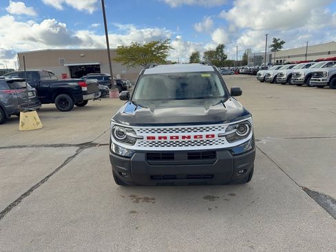 New 2025 Ford Bronco Sport Heritage w/ Convenience Package image 2