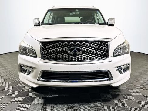 Used 2016 INFINITI QX80 4WD w/ Deluxe Technology Package image 3