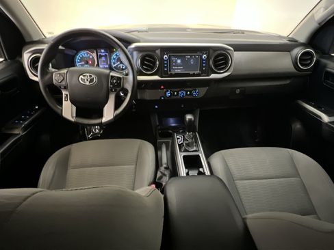 Used 2016 Toyota Tacoma SR5 w/ Towing Package RWD image 22