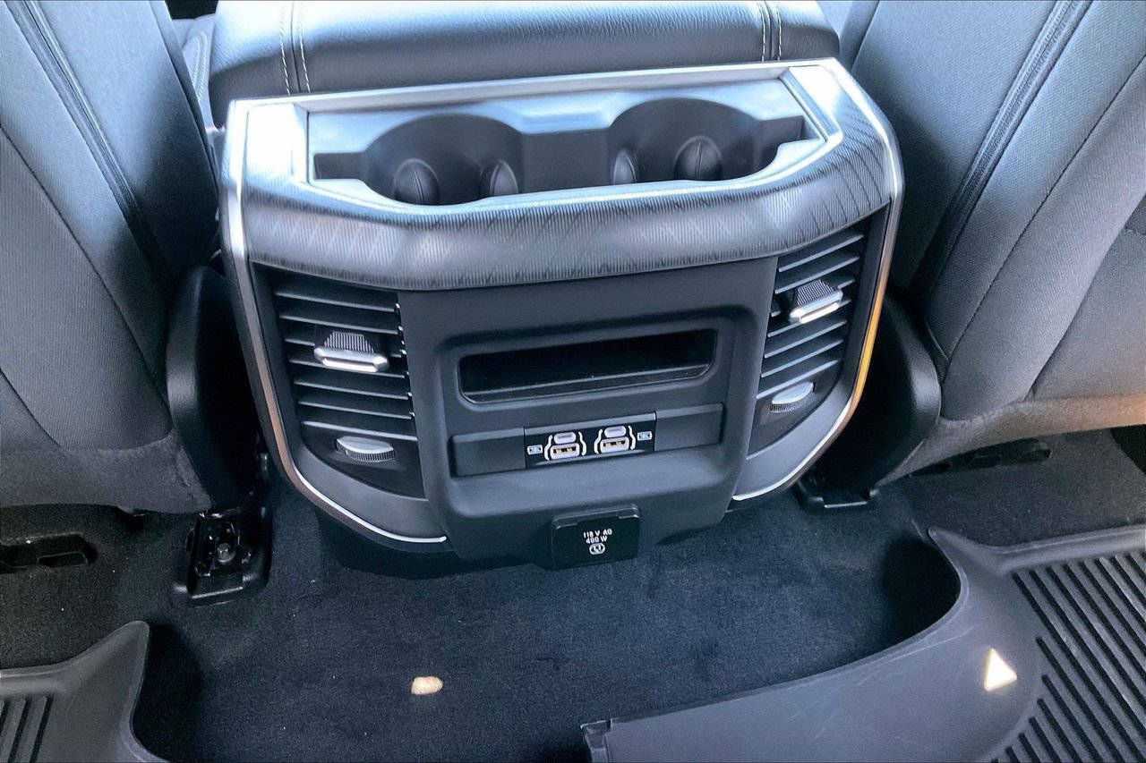 New 2026 RAM 1500 Big Horn AWD/4WD image 14