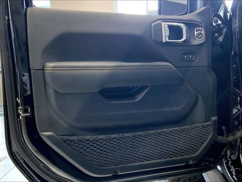 New 2025 Jeep Wrangler Unlimited Rubicon 392 image 18