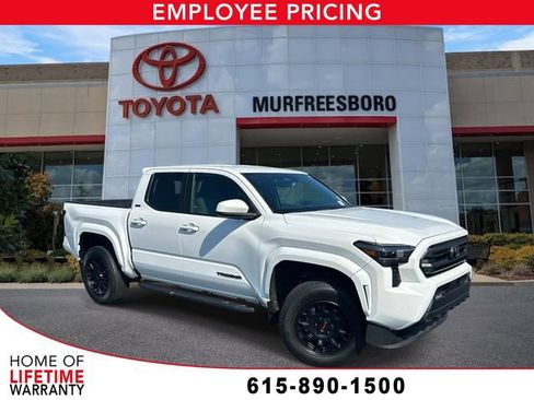 Used 2024 Toyota Tacoma SR5 AWD/4WD image 1