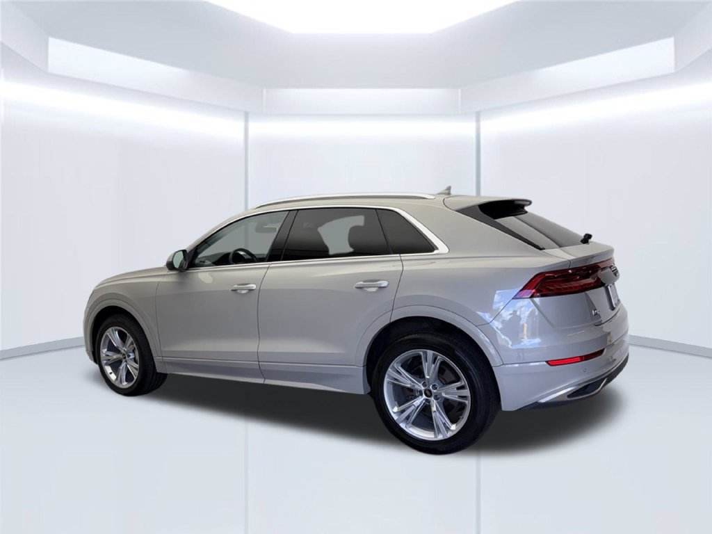 Certified 2023 Audi Q8 Premium AWD/4WD image 4
