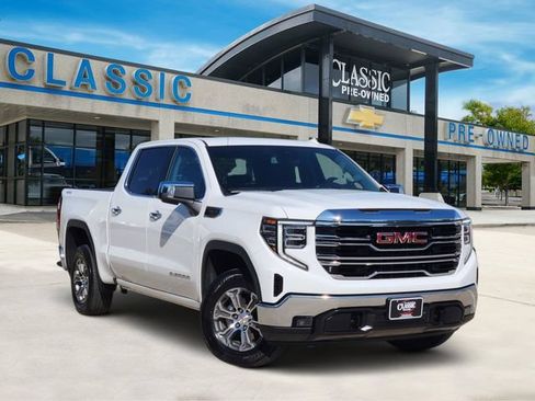 Used 2026 GMC Sierra 1500 SLT AWD/4WD image 1