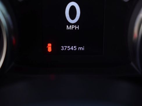 Used 2022 Jeep Wrangler Sport AWD/4WD image 6