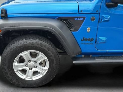 Used 2022 Jeep Wrangler Unlimited Sport AWD/4WD image 34