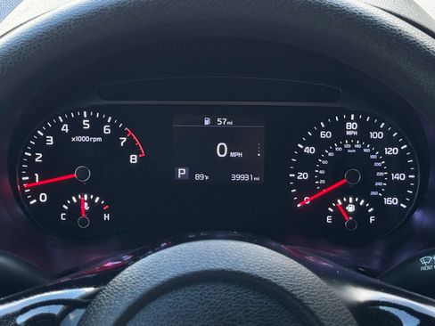Used 2020 Kia Soul LX FWD image 33
