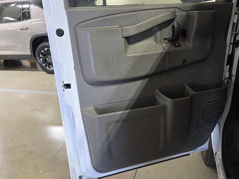 Used 2025 Chevrolet Express 2500 w/ Communications Package RWD image 13