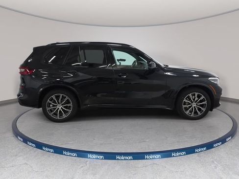 Used 2022 BMW X5 xDrive40i w/ M Sport Package AWD/4WD image 5