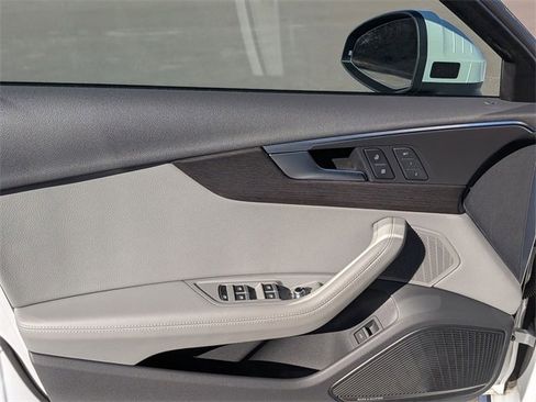 Used 2019 Audi A4 2.0T allroad Premium Plus w/ Premium Plus Package image 12