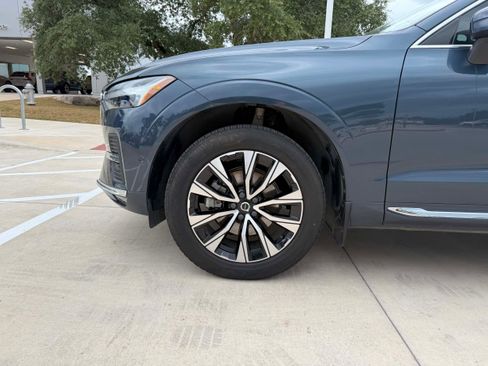 Certified 2023 Volvo XC60 B5 Plus w/ Climate Package image 10