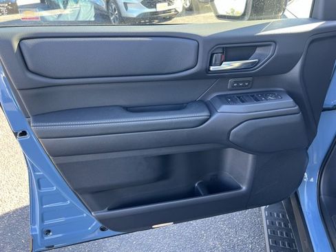 Certified 2025 Toyota Land Cruiser image 17