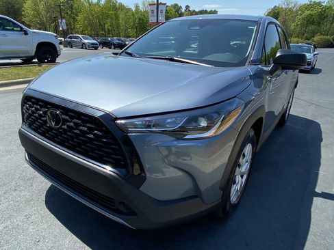 Certified 2024 Toyota Corolla Cross L image 1