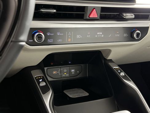 New 2026 Kia Sorento S image 19