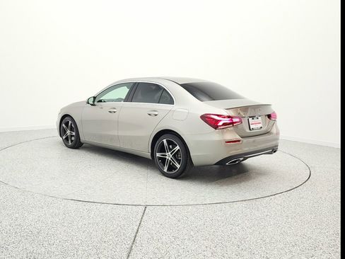 Used 2020 Mercedes-Benz A 220 image 7