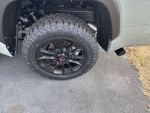 New 2026 Toyota Tundra SR5 image 12