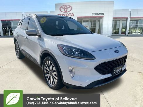 Used 2021 Ford Escape Titanium AWD/4WD image 1