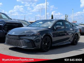 Used 2025 Toyota Camry SE FWD video 1
