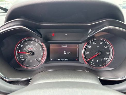 Used 2023 Chevrolet TrailBlazer RS w/ Sun and Liftgate Package FWD image 7