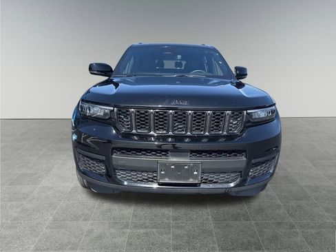 Used 2024 Jeep Grand Cherokee L Laredo image 9