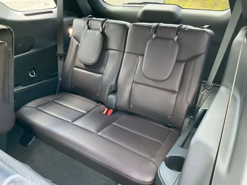 Used 2026 Ford Explorer Platinum AWD/4WD image 19