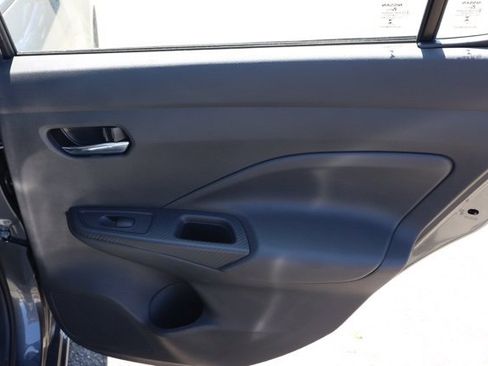 New 2025 Nissan Versa 1.6 SV w/ Trunk Package image 18