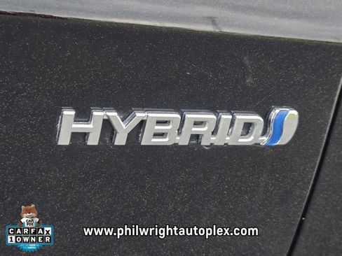 Used 2019 Toyota Avalon Limited image 20