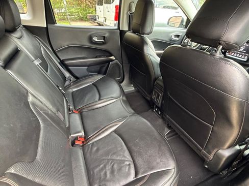 Used 2021 Jeep Compass Limited FWD image 19
