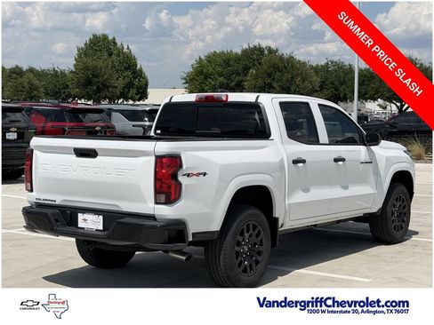 New 2026 Chevrolet Colorado W/T w/ WT Custom Package AWD/4WD image 4