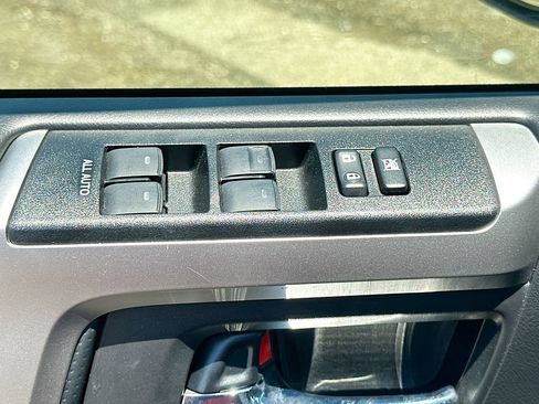 Used 2023 Toyota 4Runner SR5 Premium w/ Moonroof Package RWD image 18