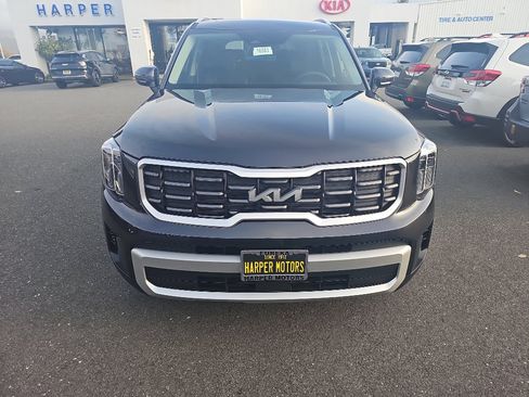 New 2025 Kia Telluride S image 9