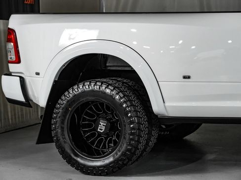 Used 2024 RAM 3500 Big Horn AWD/4WD image 7