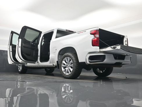Used 2022 Chevrolet Silverado 1500 Custom image 58