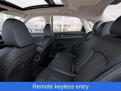 New 2026 Kia K5 EX image 19