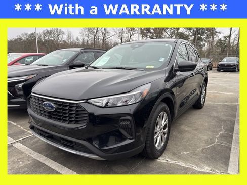 Used 2023 Ford Escape Active w/ Cold Weather Package image 1