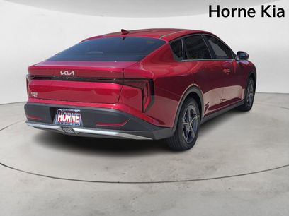 New 2025 Kia K4 LXS