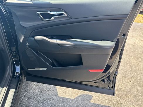 New 2025 Kia Sportage SX image 14