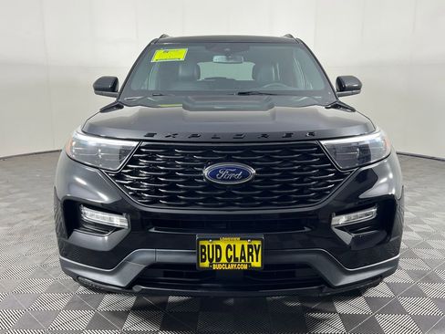 Used 2023 Ford Explorer ST-Line w/ Class IV Trailer Tow Package AWD/4WD image 2