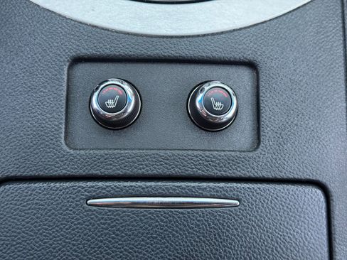 Used 2009 INFINITI G37 Journey w/ Premium Pkg image 31