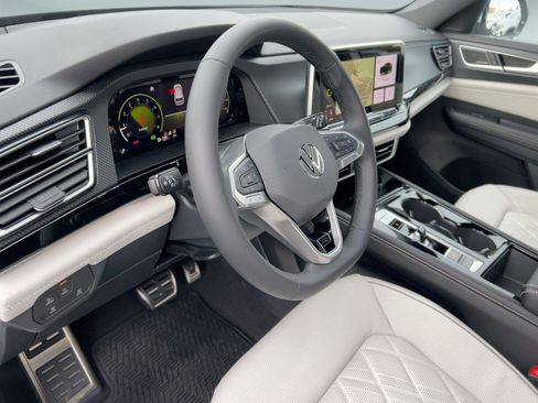 New 2026 Volkswagen Atlas Cross Sport SEL Premium R-Line image 4