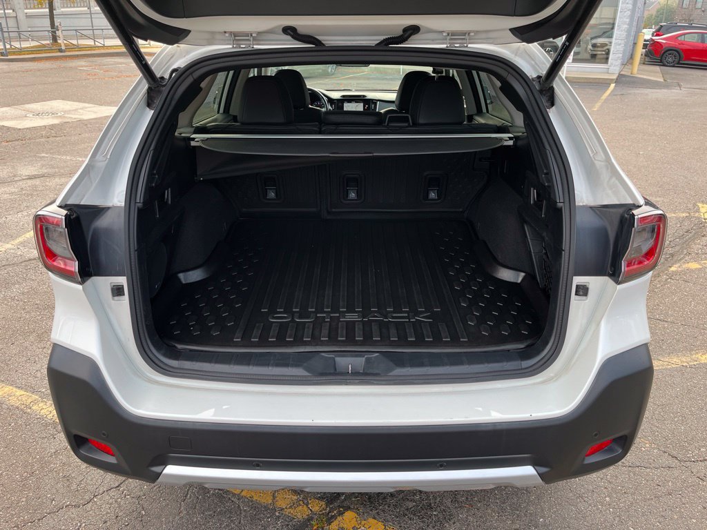 Certified 2023 Subaru Outback Limited AWD/4WD image 29