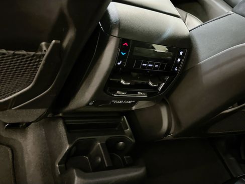 Used 2024 Jeep Grand Cherokee L Limited w/ Luxury Tech Group II image 29